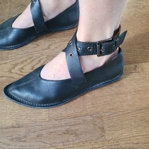 ZARA Black Leather Flats with Cross Straps
